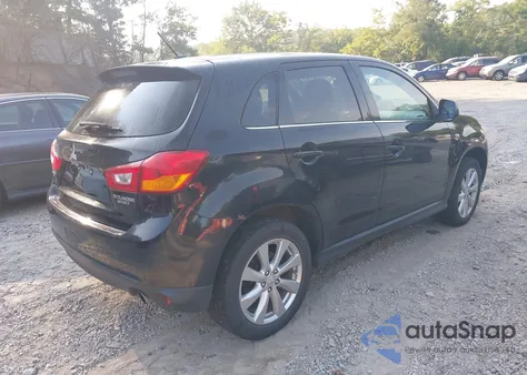 2015 Mitsubishi Outlander Sport Se z USA, uszkodzony, nr VIN 4A4AR4AU3FE039687